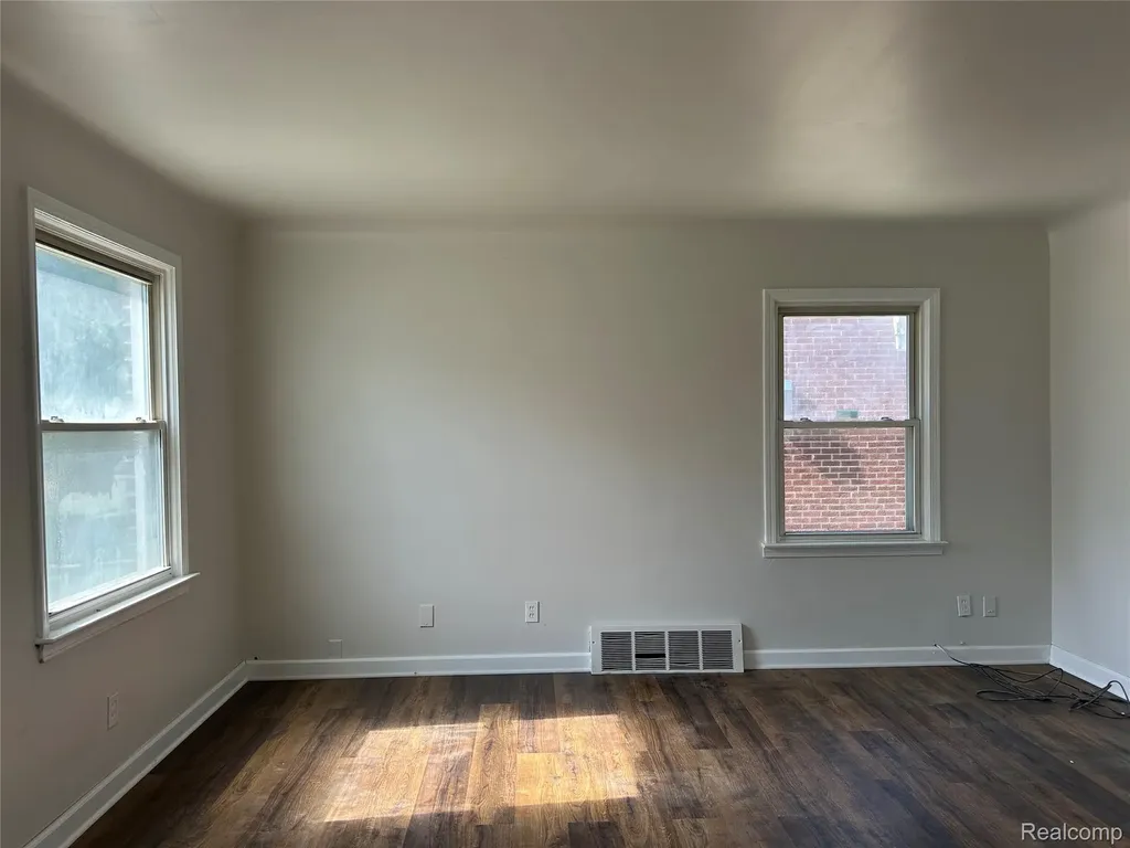 12914 Hazelton Street Detroit City MI 48223
