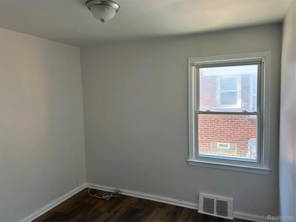12914 Hazelton Street Detroit City MI 48223