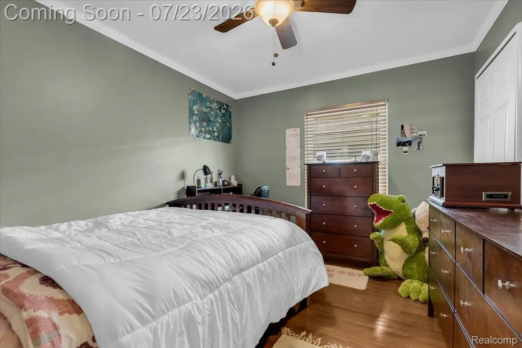 39510 Lakeshore Drive Harrison Charter Township MI 48045
