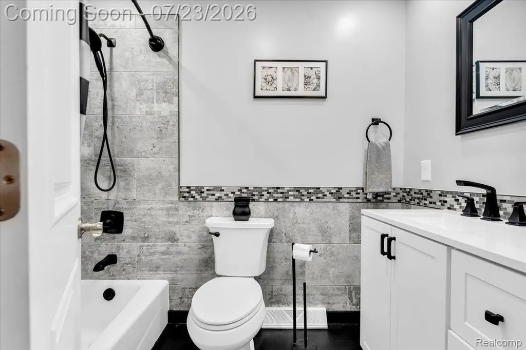 39510 Lakeshore Drive Harrison Charter Township MI 48045