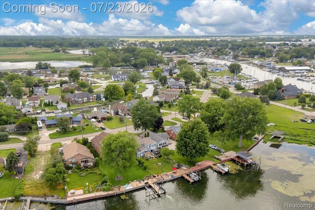 39510 Lakeshore Drive Harrison Charter Township MI 48045