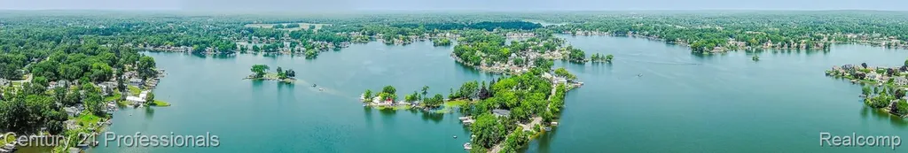 420 Bellevue Avenue Lake Orion Village MI 48362