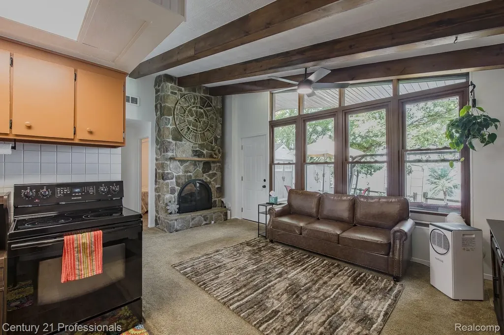 420 Bellevue Avenue Lake Orion Village MI 48362