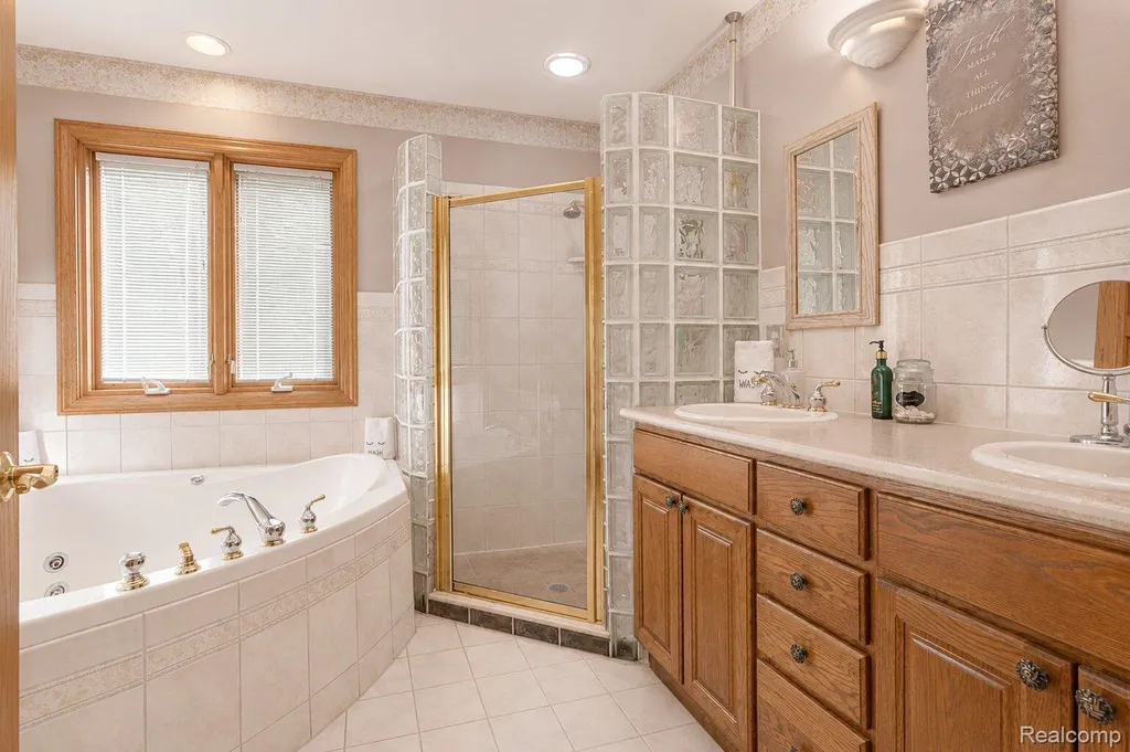 545 Karla Lane Marysville City MI 48040