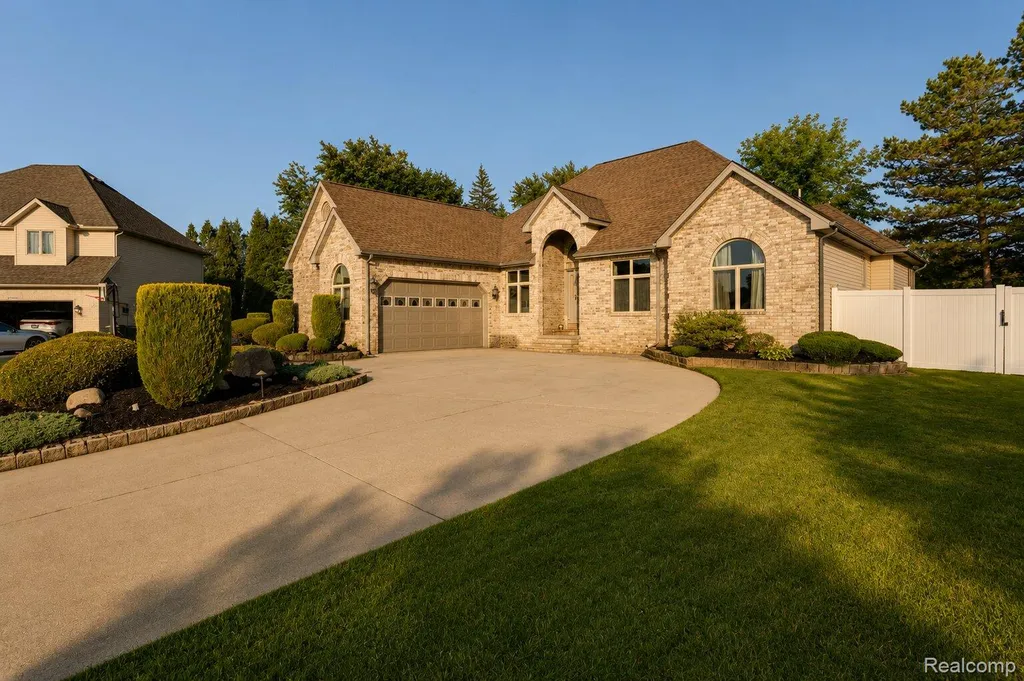 545 Karla Lane Marysville City MI 48040