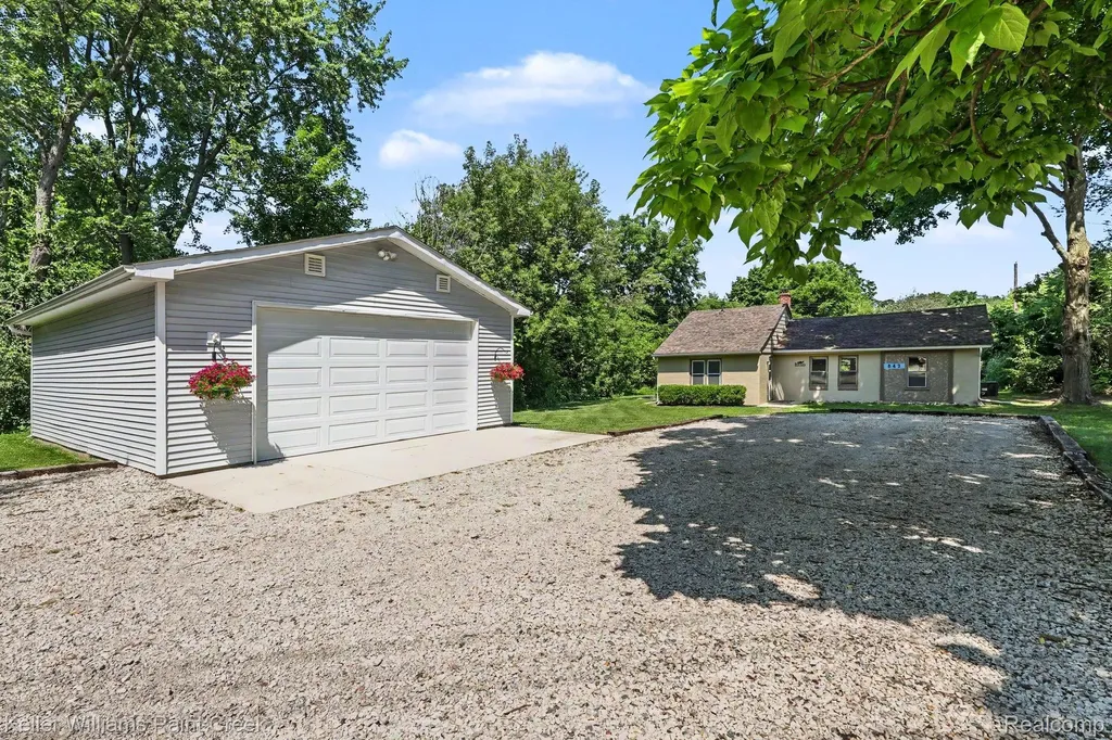 843 Orion Road Orion Charter Township MI 48362