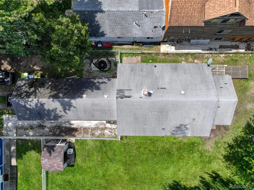 95 N Hulbert Street White Lake Charter Township MI 48386