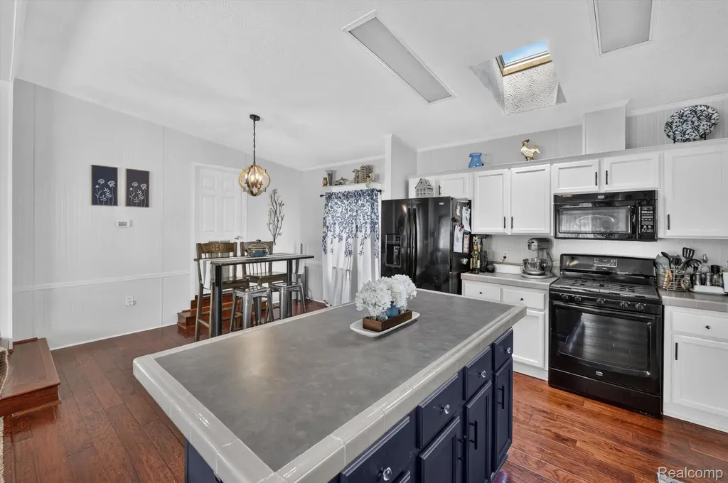 2858 Boulder Ridge Trail Highland Charter Township MI 48380