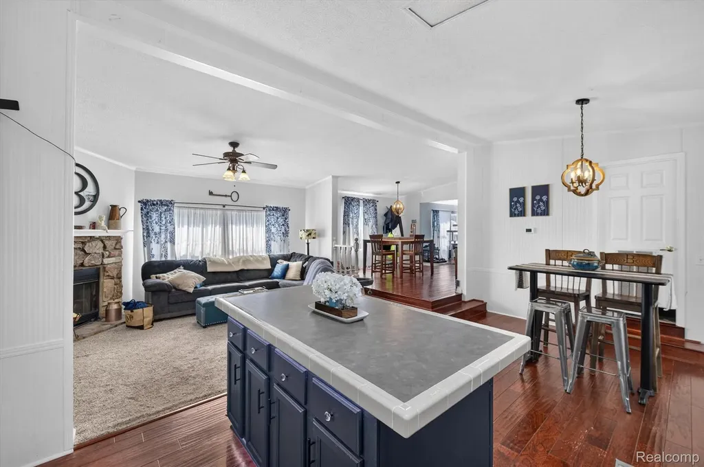 2858 Boulder Ridge Trail Highland Charter Township MI 48380