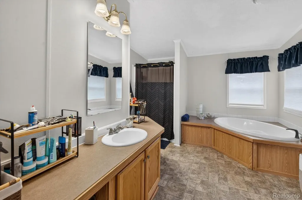 2858 Boulder Ridge Trail Highland Charter Township MI 48380