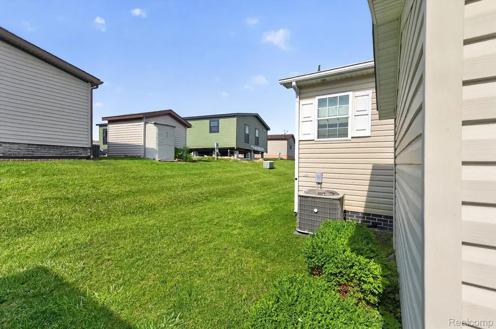 2858 Boulder Ridge Trail Highland Charter Township MI 48380