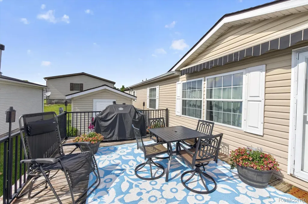 2858 Boulder Ridge Trail Highland Charter Township MI 48380