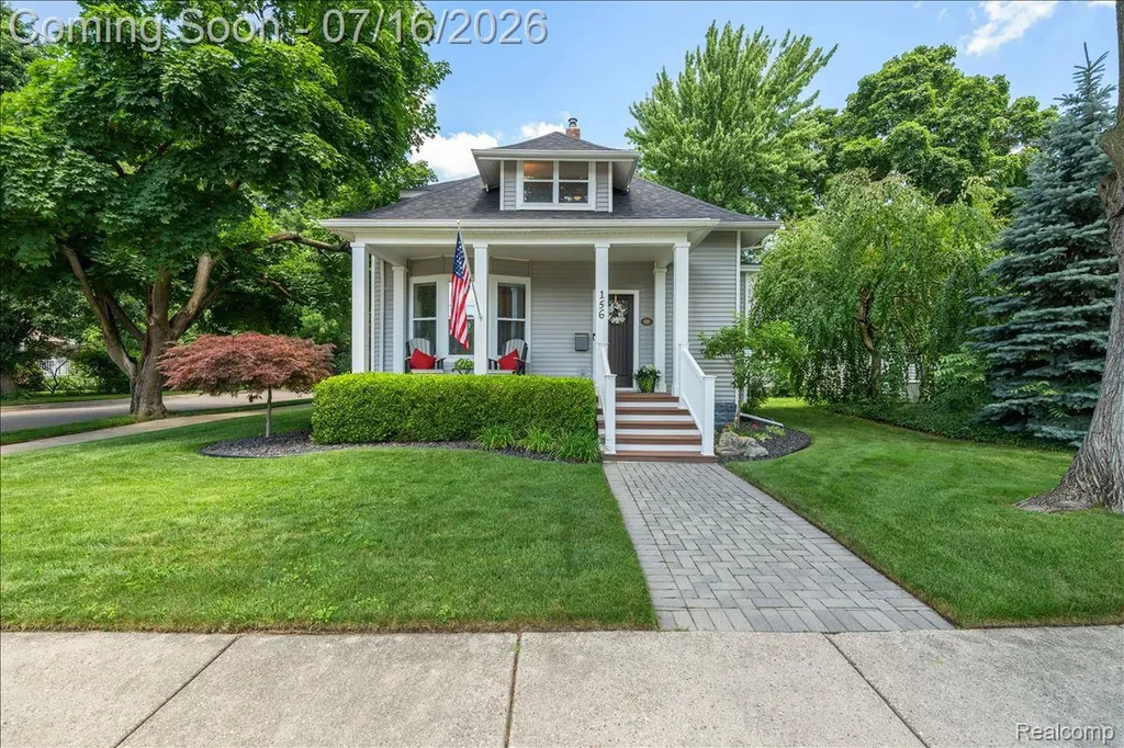 156 Griggs Street Rochester City MI 48307