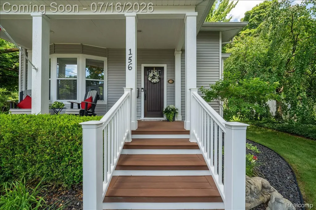 156 Griggs Street Rochester City MI 48307