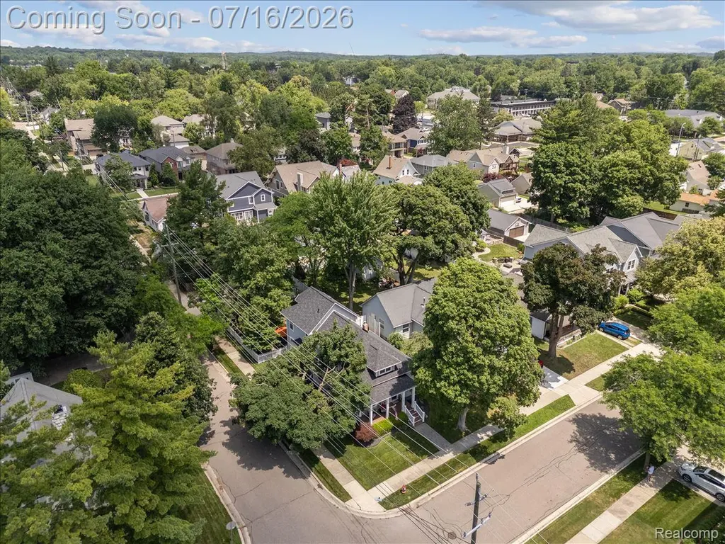 156 Griggs Street Rochester City MI 48307