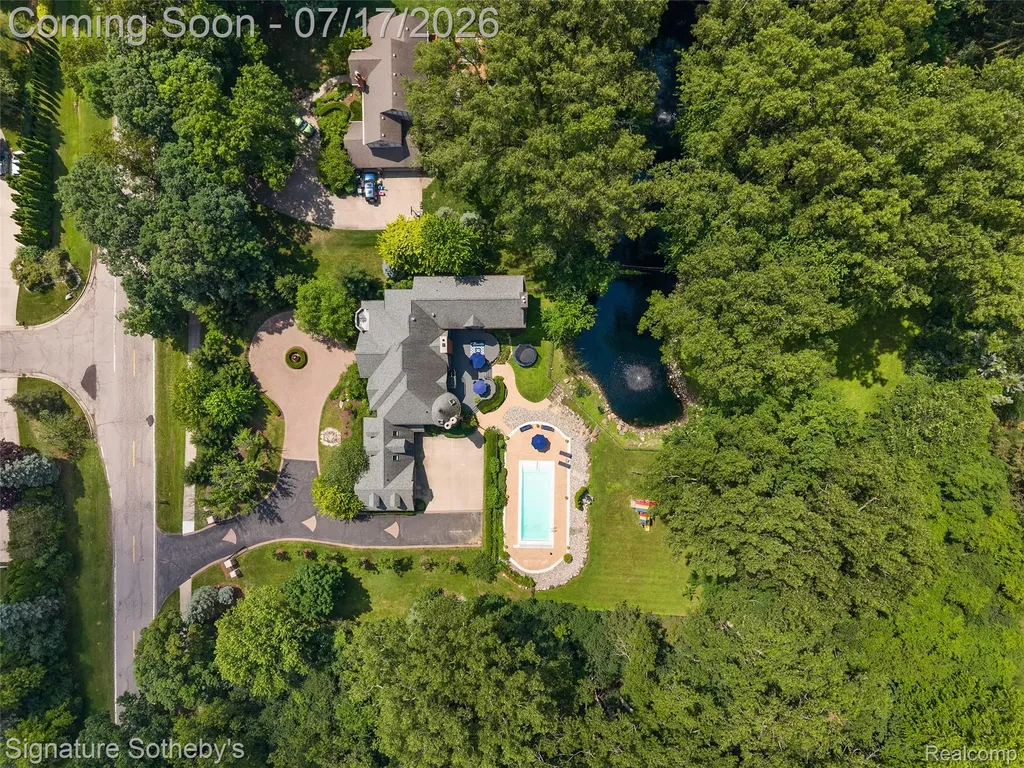 1235 Westview Road Bloomfield Hills City MI 48304