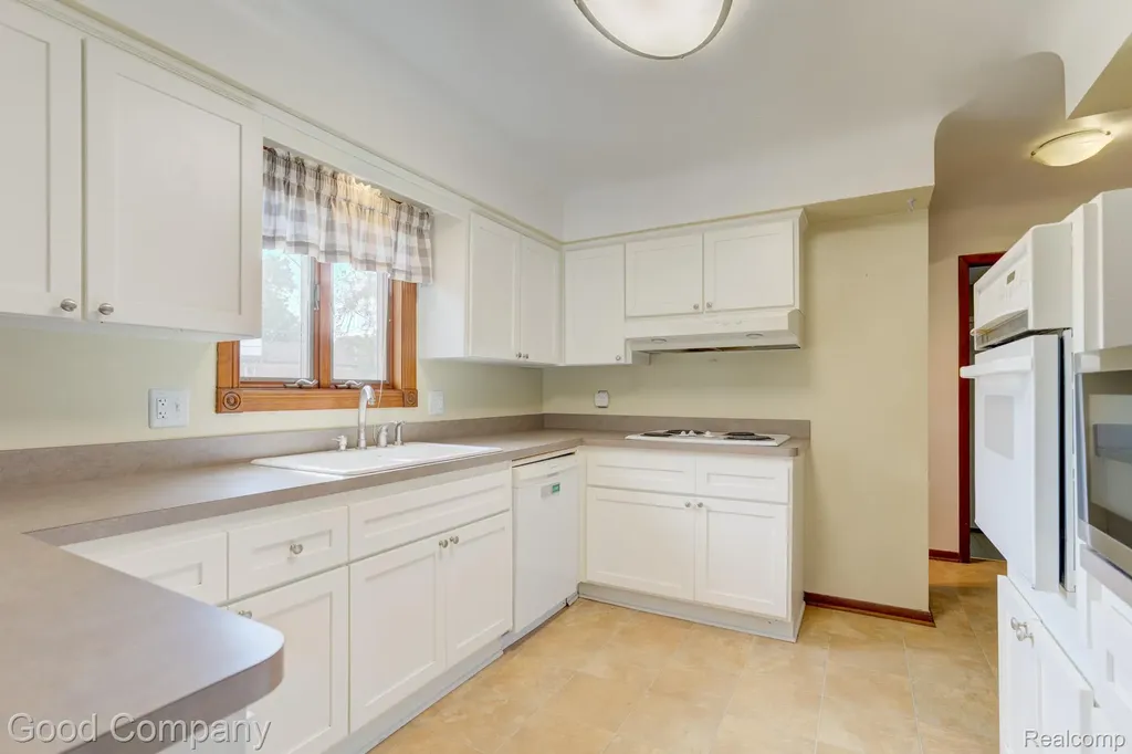 53625 Shelby Road Shelby Charter Township MI 48316