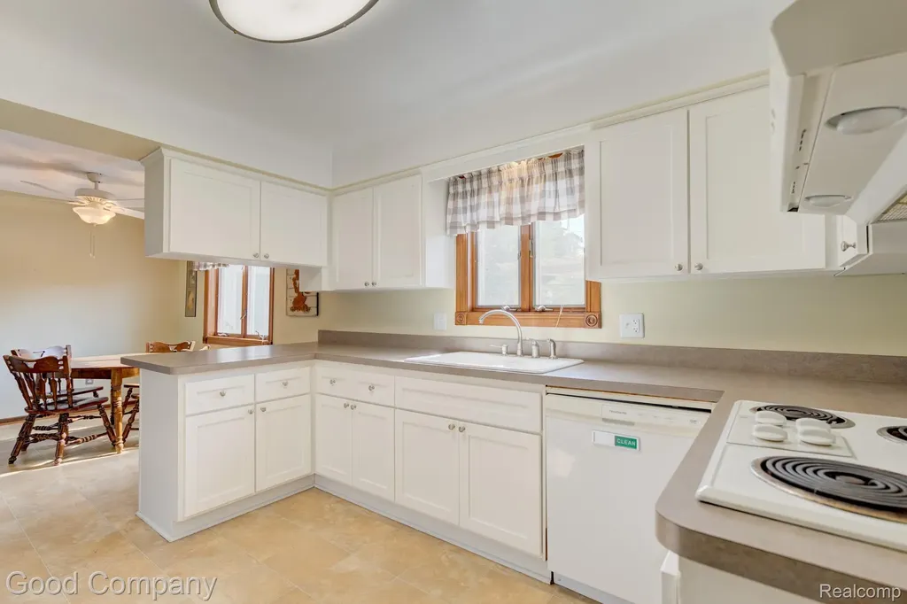 53625 Shelby Road Shelby Charter Township MI 48316
