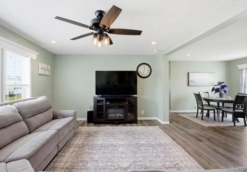 287 Rosebud Court Port Huron Charter Township MI 48060