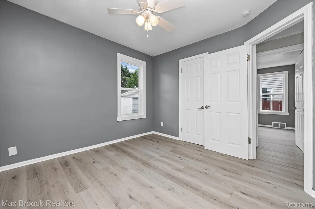 808 N Edgeworth Avenue Royal Oak City MI 48067