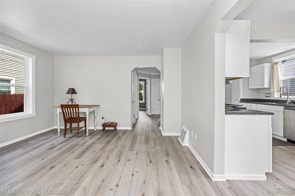 808 N Edgeworth Avenue Royal Oak City MI 48067
