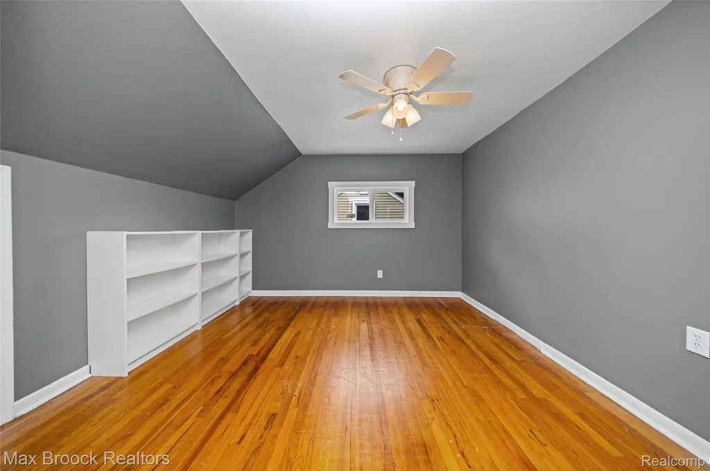 808 N Edgeworth Avenue Royal Oak City MI 48067