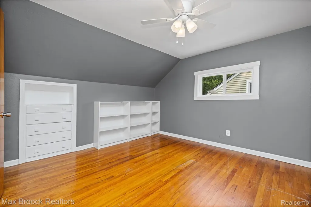808 N Edgeworth Avenue Royal Oak City MI 48067