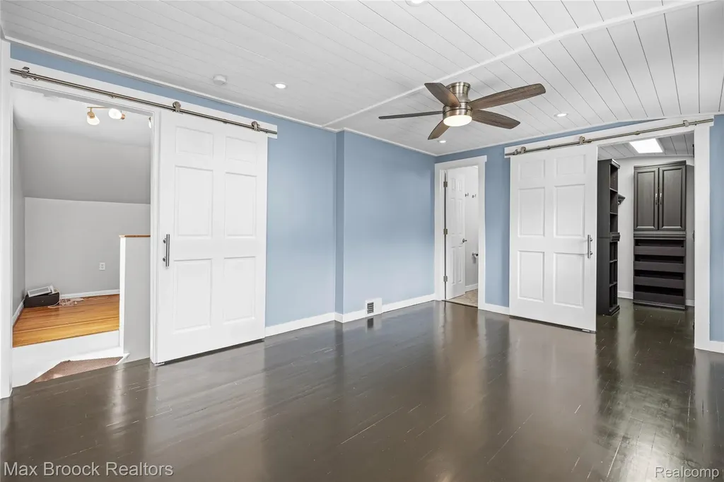 808 N Edgeworth Avenue Royal Oak City MI 48067
