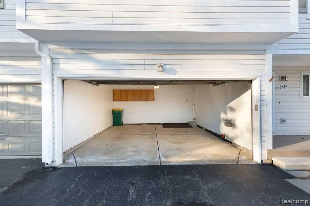 50234 Helfer Boulevard Wixom City MI 48393