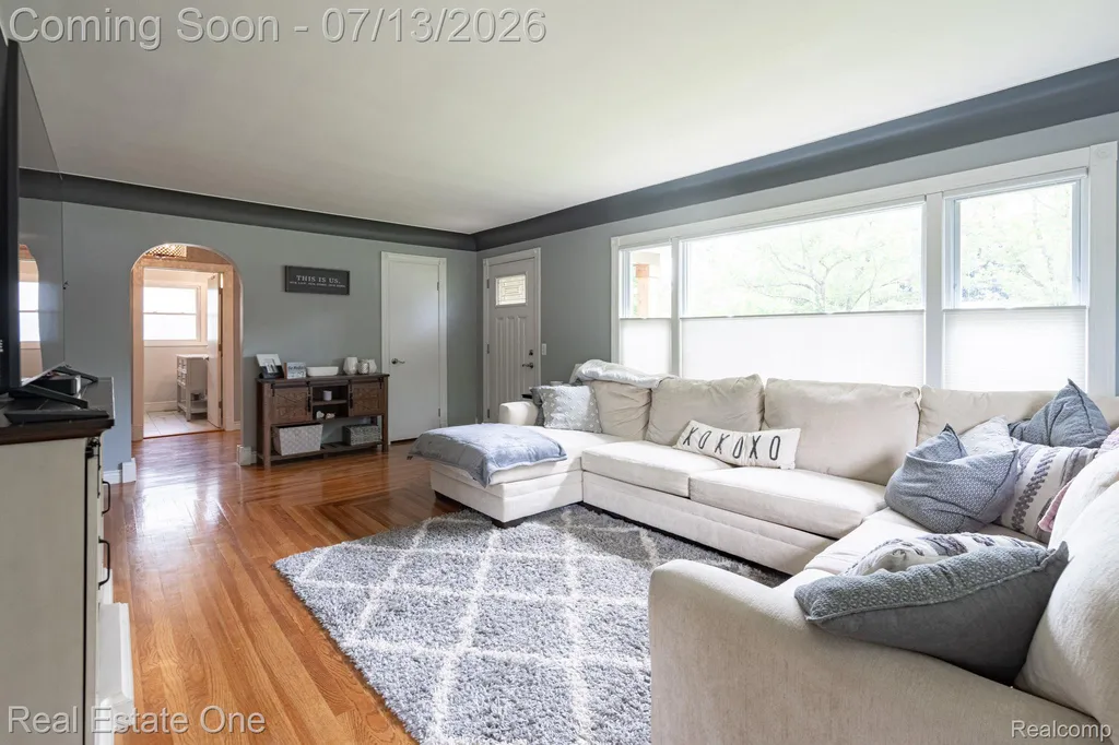 5009 Frankwill Avenue Independence Charter Township MI 48346
