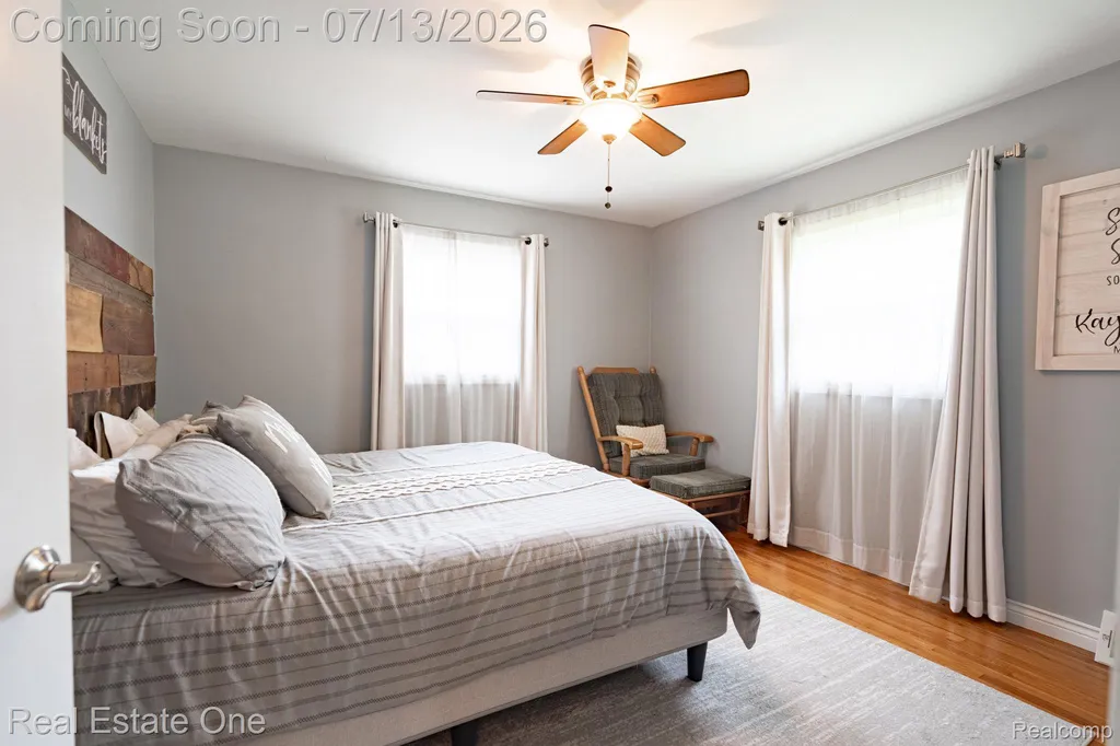 5009 Frankwill Avenue Independence Charter Township MI 48346