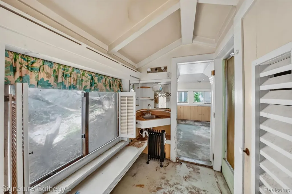 3310 SE Baldwin Road N Hadley Township MI 48455