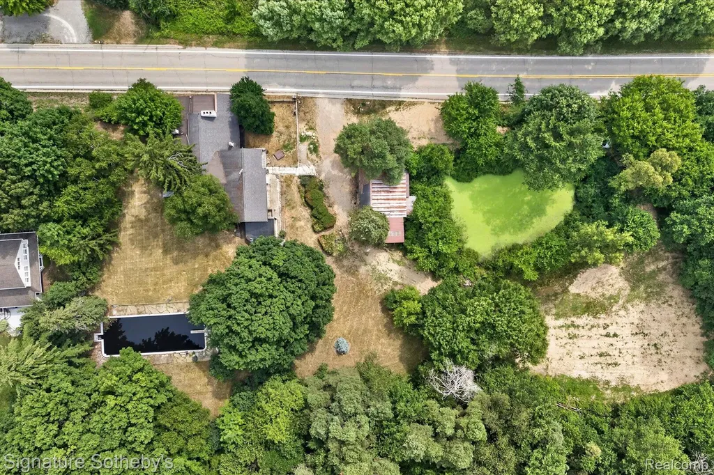 3310 SE Baldwin Road N Hadley Township MI 48455