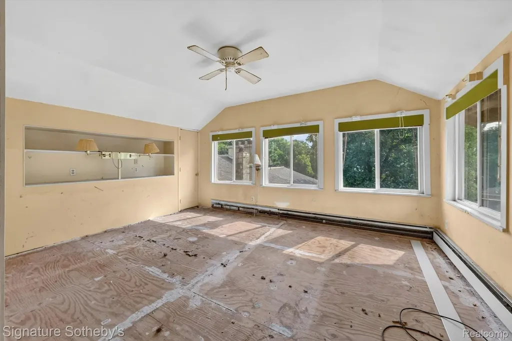 3310 SE Baldwin Road N Hadley Township MI 48455