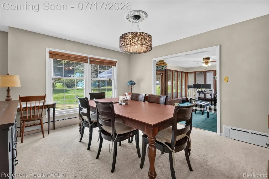 22519 Woodrising Lane Farmington Hills City MI 48335