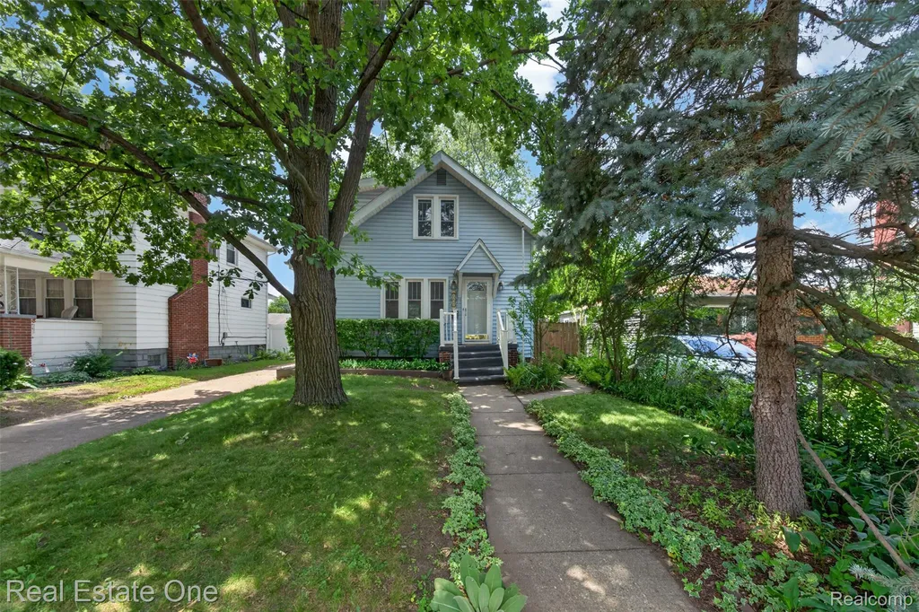 1214 Longfellow Avenue Royal Oak City MI 48067
