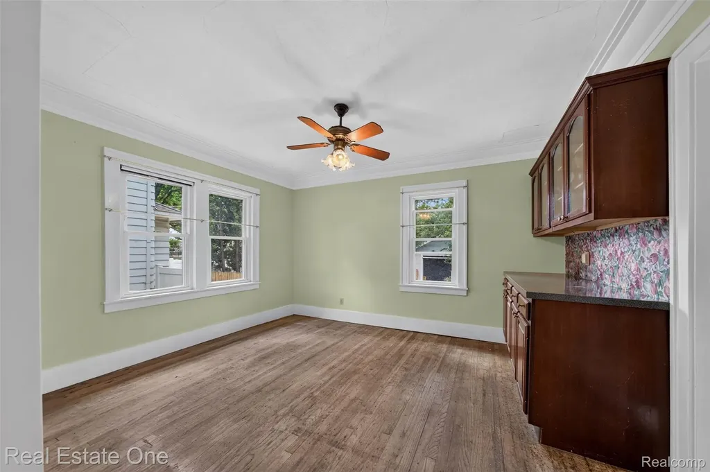 1214 Longfellow Avenue Royal Oak City MI 48067