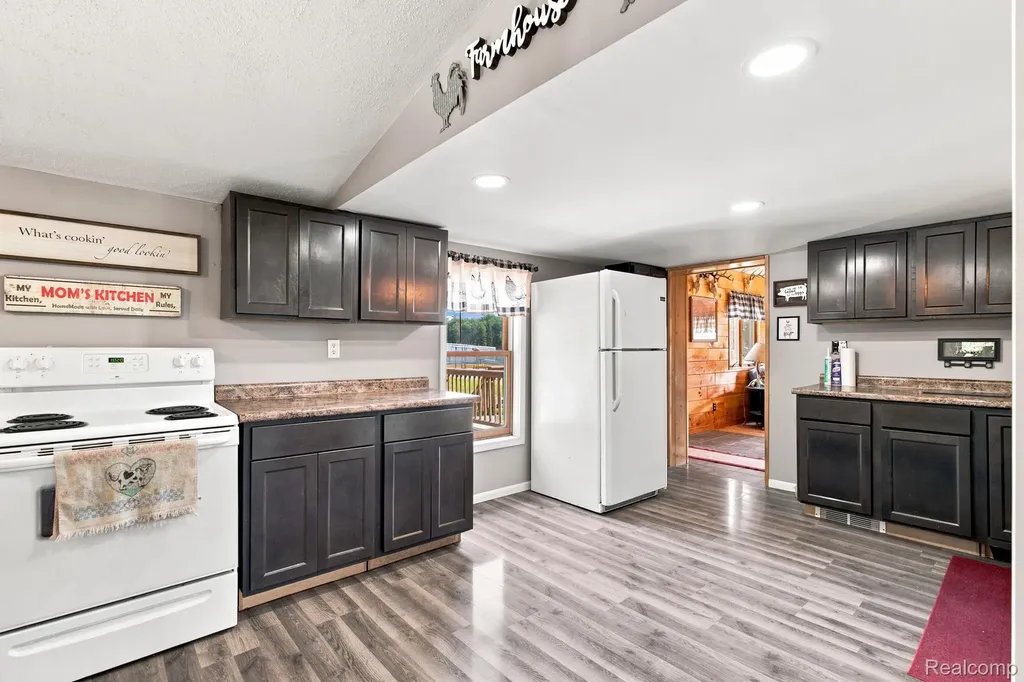 4201 Galbraith Line Road Worth Township MI 48422