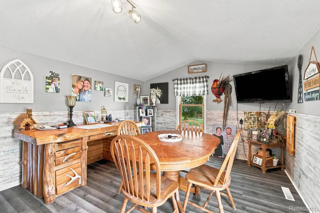4201 Galbraith Line Road Worth Township MI 48422