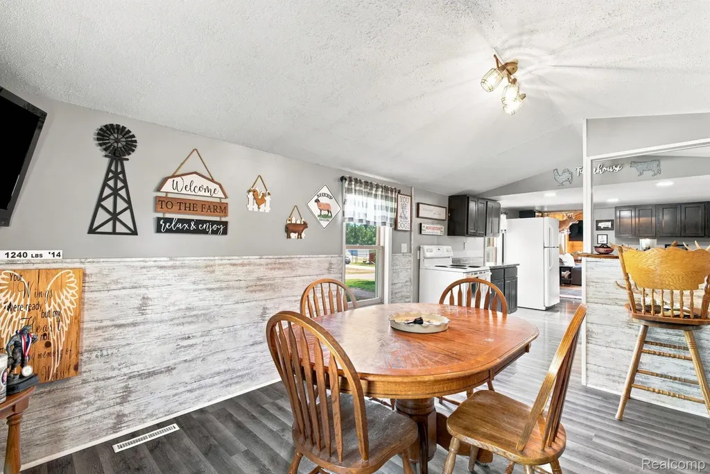 4201 Galbraith Line Road Worth Township MI 48422
