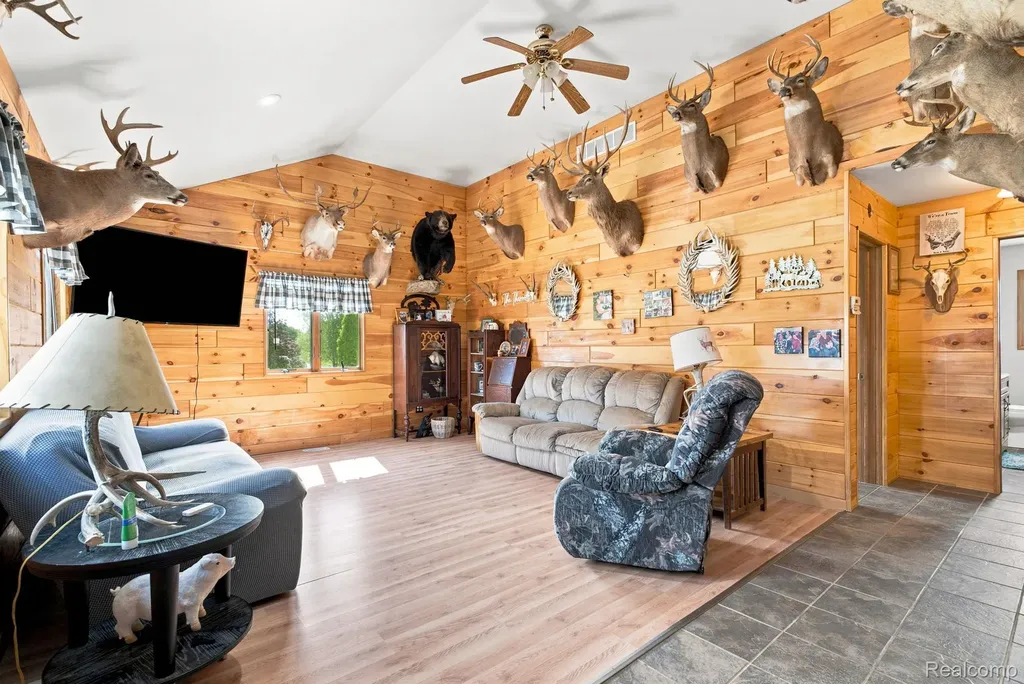 4201 Galbraith Line Road Worth Township MI 48422