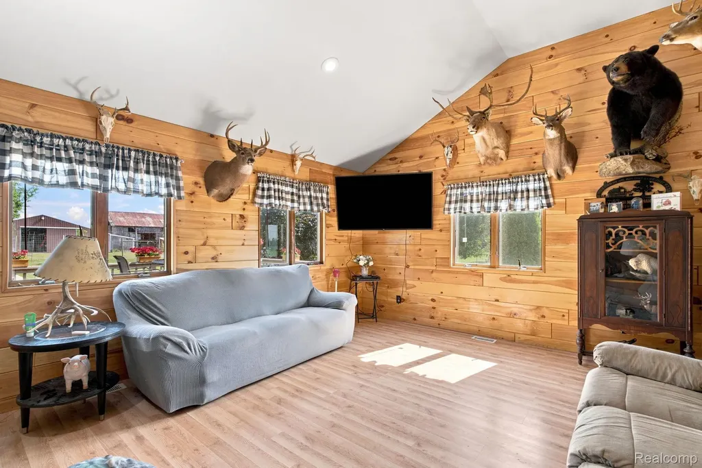 4201 Galbraith Line Road Worth Township MI 48422