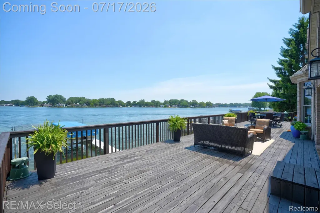 14007 Swanee Beach Drive Fenton Charter Township MI 48430