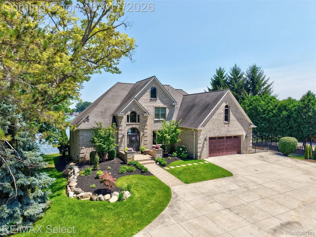14007 Swanee Beach Drive Fenton Charter Township MI 48430