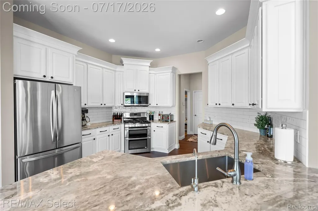 14007 Swanee Beach Drive Fenton Charter Township MI 48430