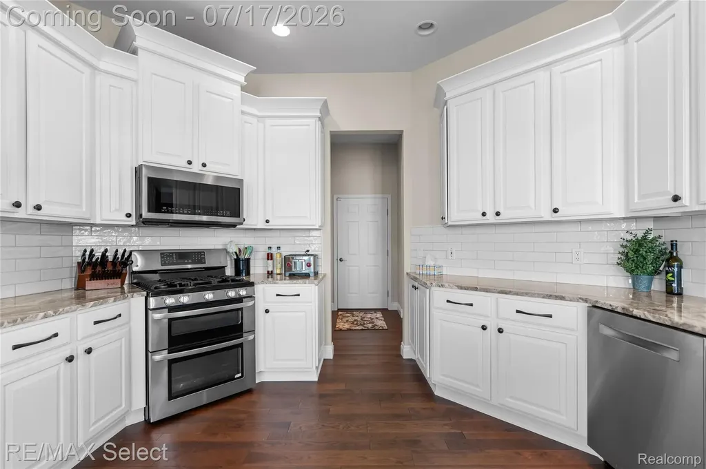 14007 Swanee Beach Drive Fenton Charter Township MI 48430