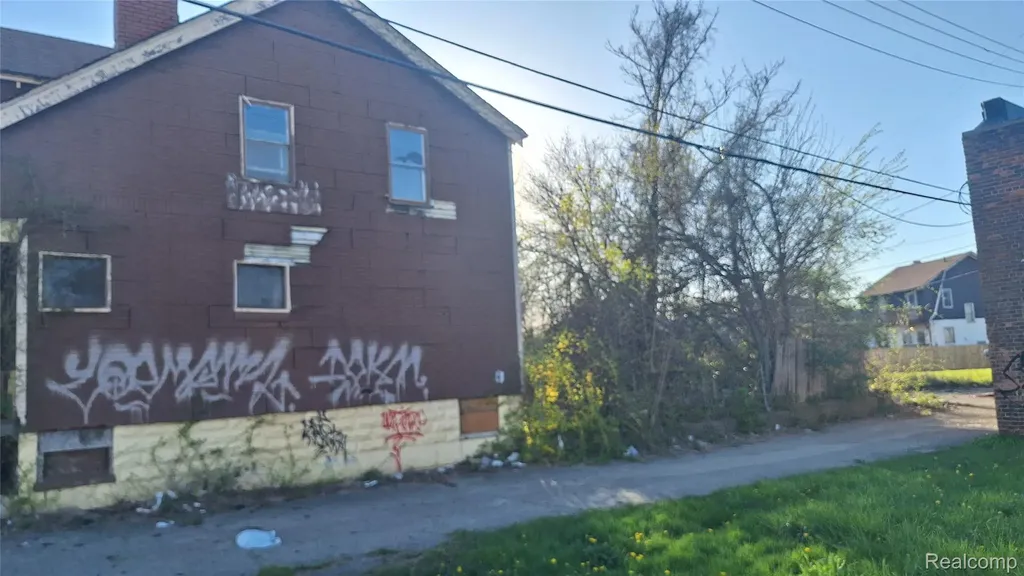 14 North Street Highland Park City MI 48203