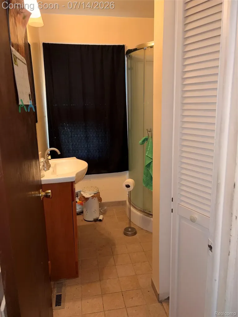 10150 Pheasant Lake Road Green Oak Township MI 48178