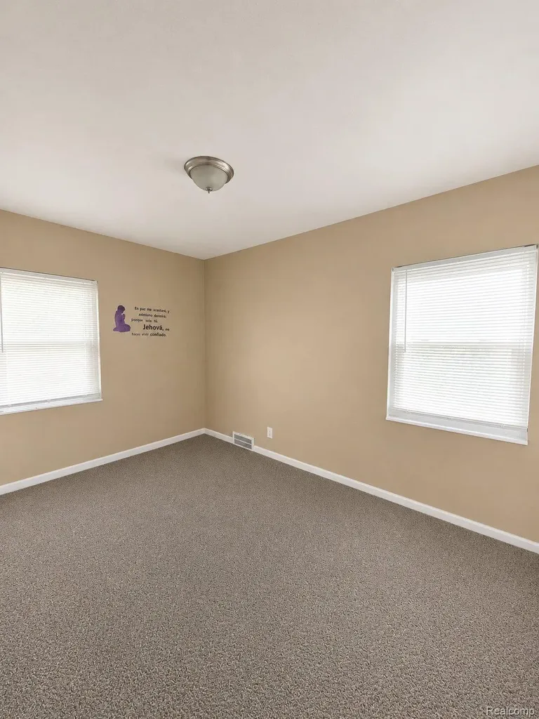 12876 Faust Avenue Detroit City MI 48223