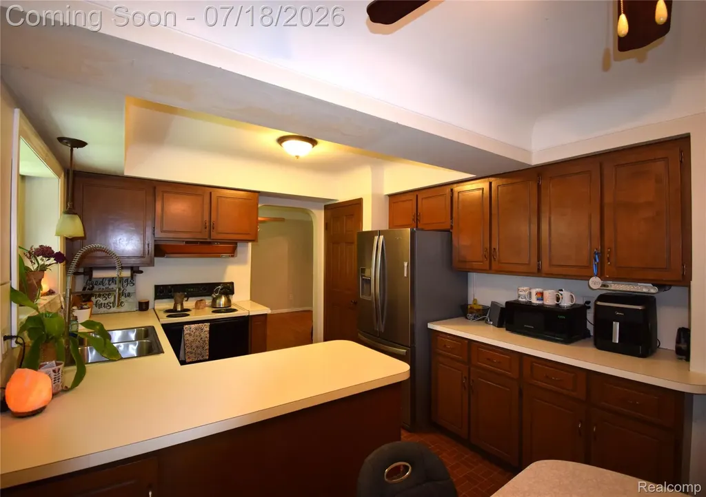 53620 Odilon Ave Odilon Avenue Shelby Charter Township MI 48316
